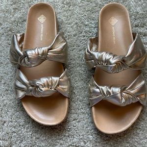 Antonio Melani sandals